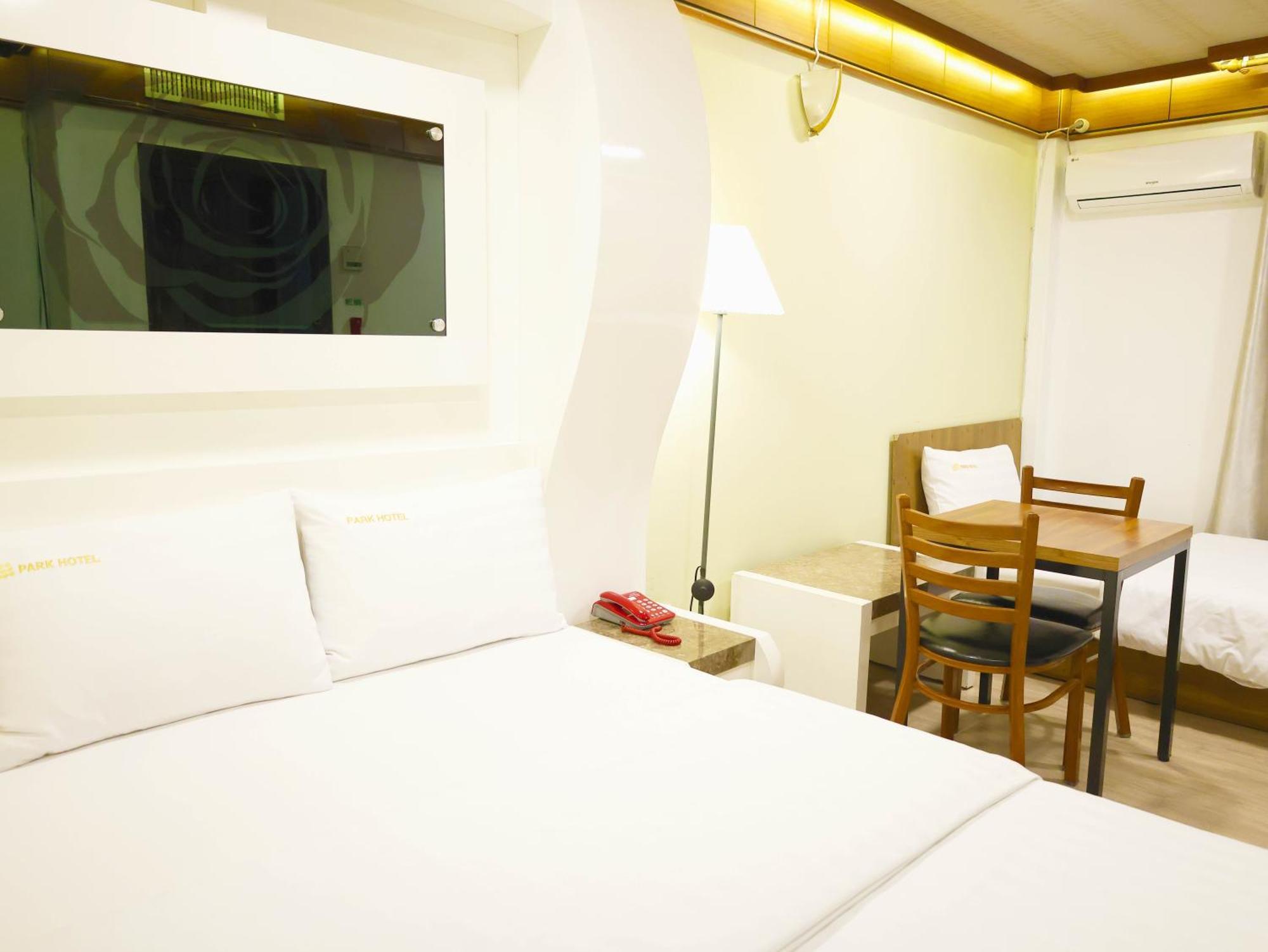 Goodstay Andong Park Hotel Екстериор снимка
