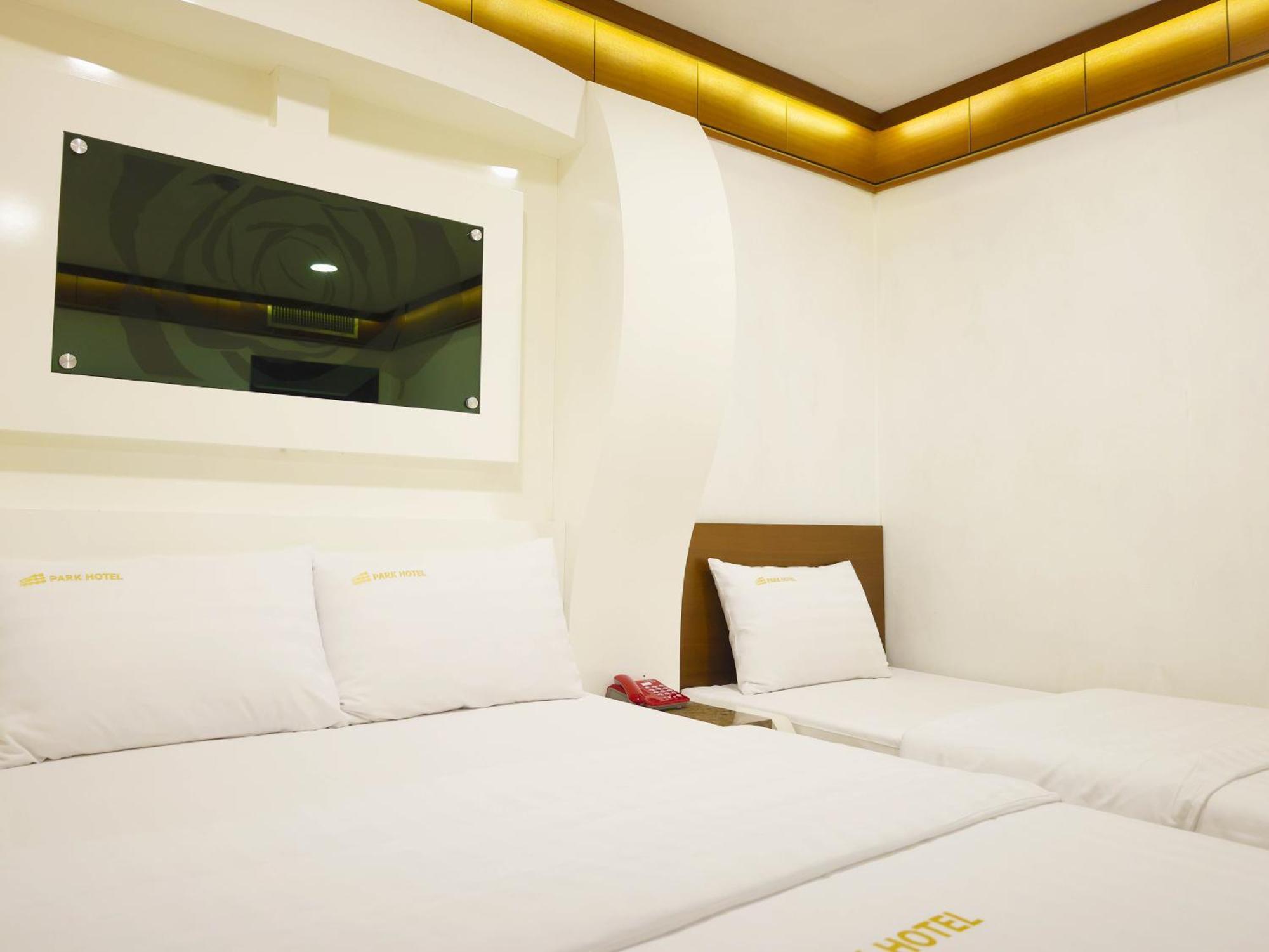 Goodstay Andong Park Hotel Екстериор снимка