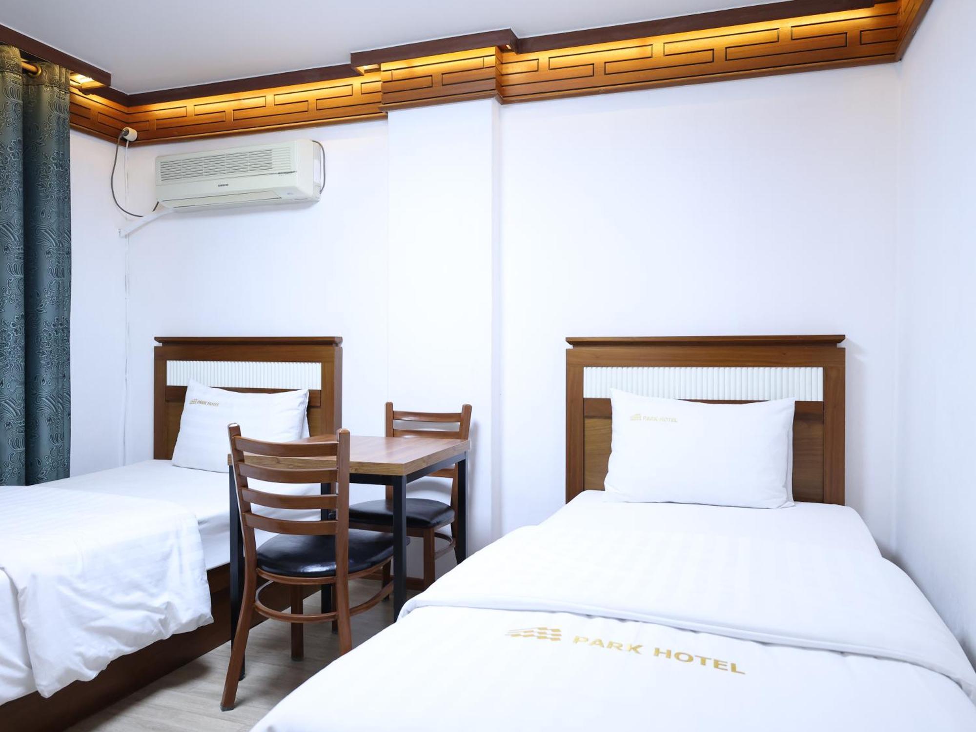 Goodstay Andong Park Hotel Екстериор снимка